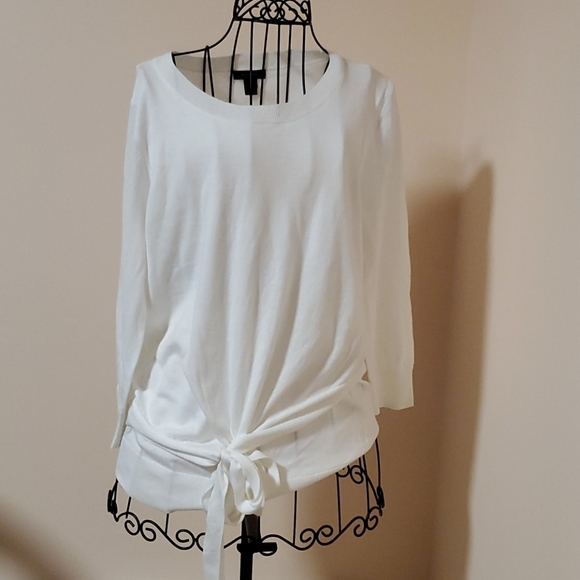 Closet Clean Out - 🛍️ Halogen white shirt with tie size M - Picture 1 of 7